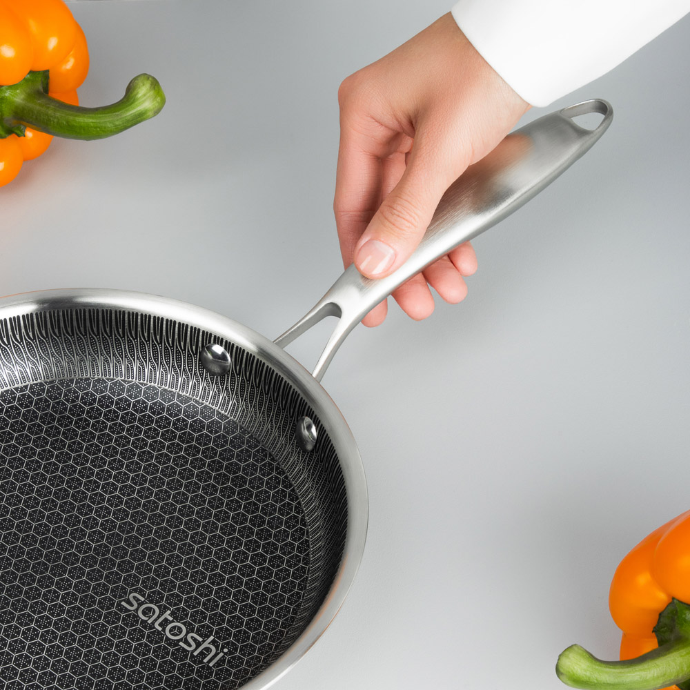 SATOSHI Савона Сковорода Triply 3-х слойная 20х4,0см, нерж.сталь 18/10, антиприг.покр. "соты", инд, арт.№ 822-150