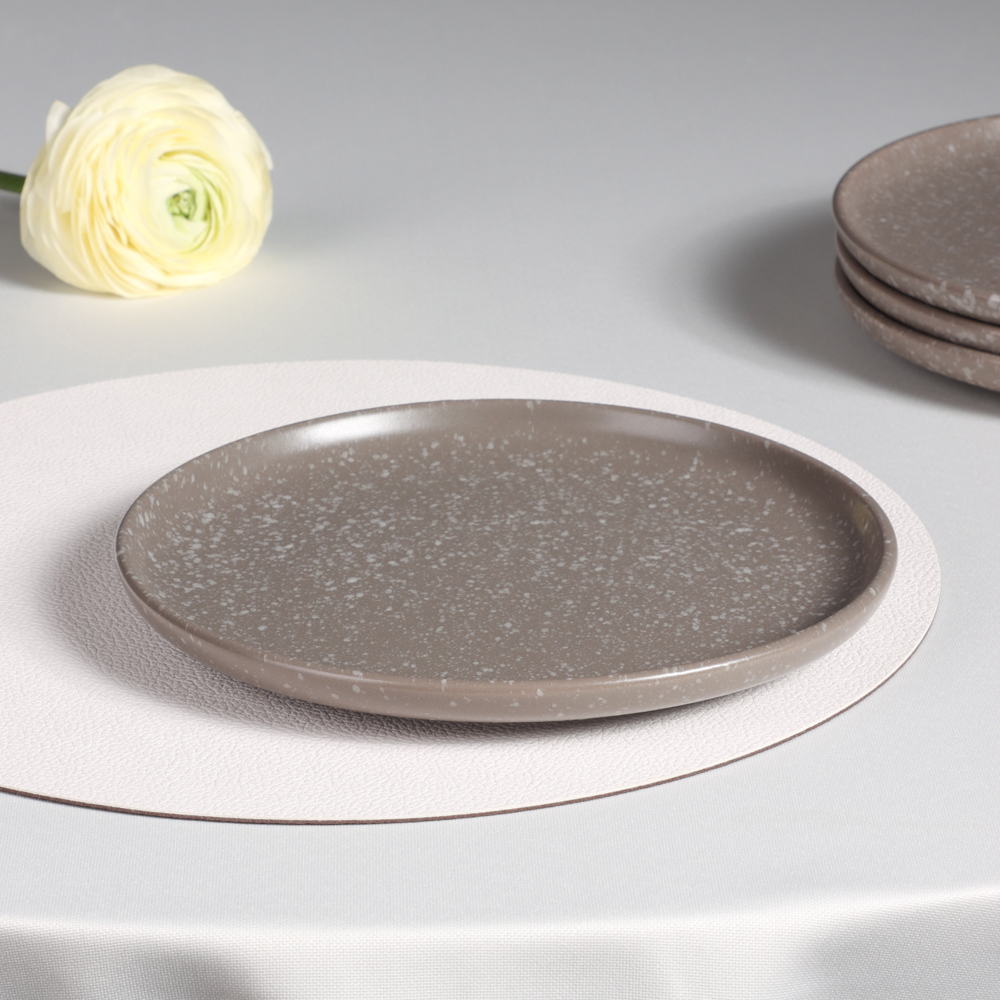 MILLIMI Набор столовой посуды 16 предметов (тарелка 26 см - 4 шт., тарелка 20 см - 4 шт., салатник 14 см - 4 шт., кружка 340 мл - 4 шт.) керамика, серый, арт.№ 824-174