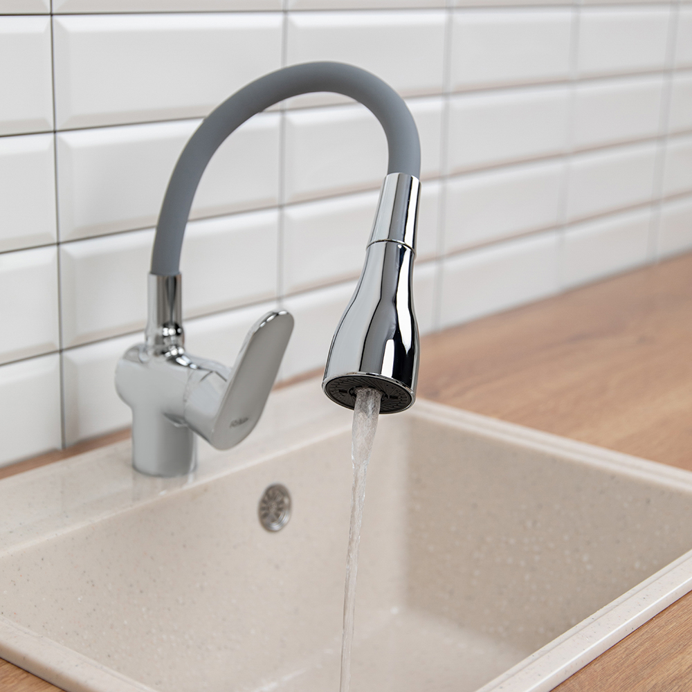 RAIN Смеситель для кухни Веста, силиконовый излив, 3 режима, картридж 40мм, латунь, серый/хром, арт.№ 561-010