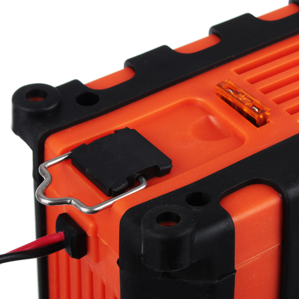 ЕРМАК Зарядное устройство импульсное, автомат, 2.7 A, 6В/12В, пластик корпус, арт.№ 771-195