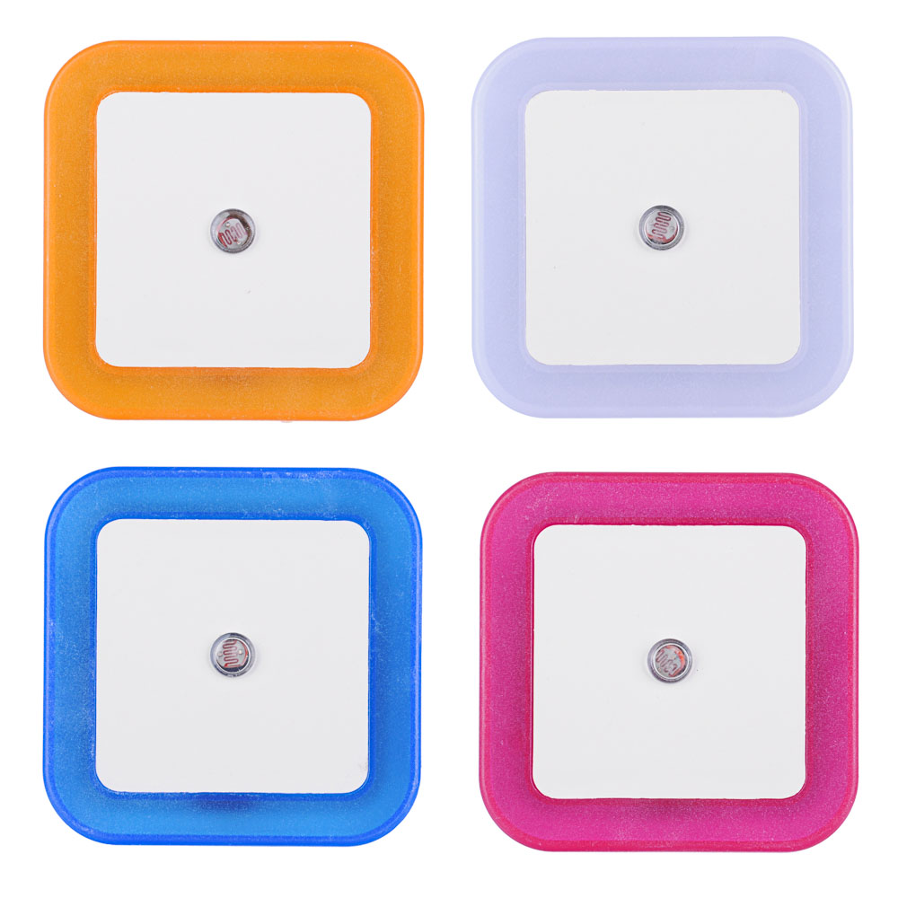 Светильник-ночник в розетку FORZA 220-240В, пластиковый с датчиком освещения LED, арт.№ 417-044