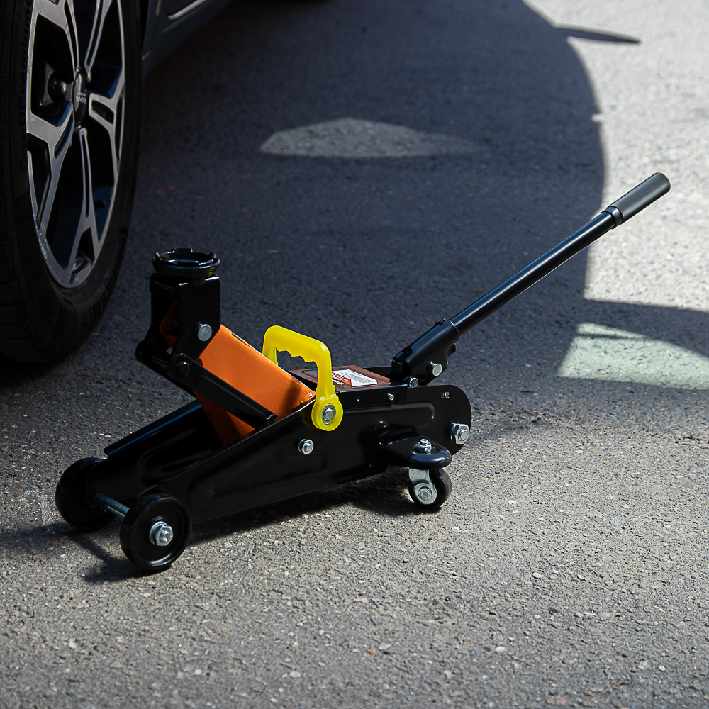 ЕРМАК Домкрат гидравлический подкатной 2 т, высота подъема 125-300мм, арт.№ 742-001