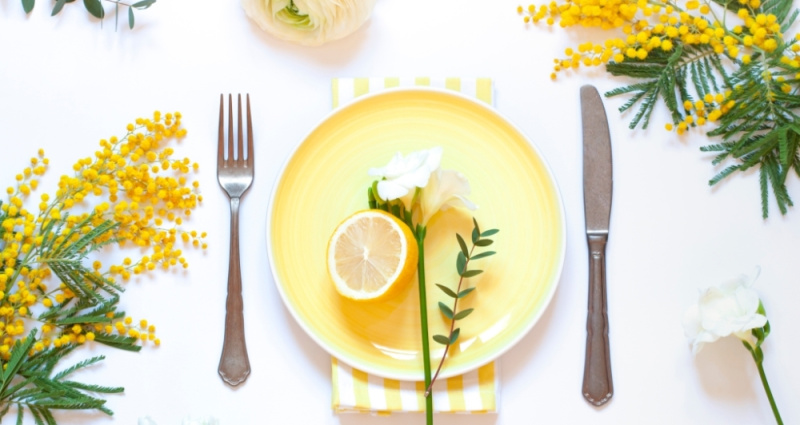 Посуда для весенней сервировки: 12 идей, о которых невозможно молчать