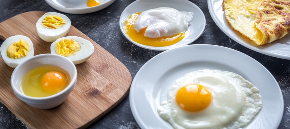 Яичница глазунья или вареные яйца - что полезнее